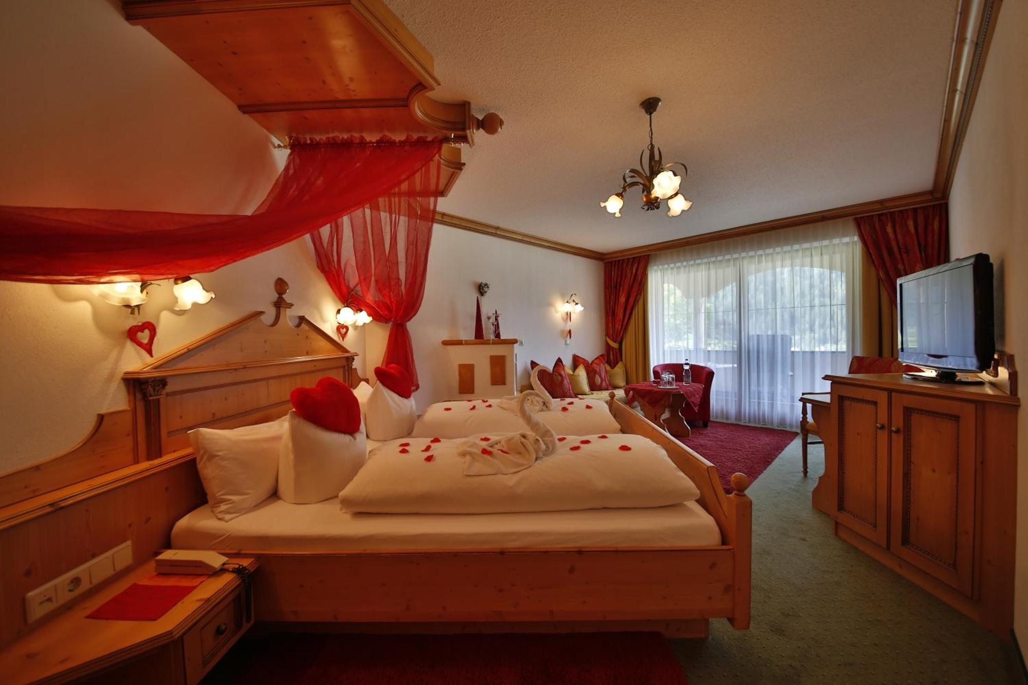 Romantik Resort & Spa Der Laterndl Hof Хальдензе Номер фото